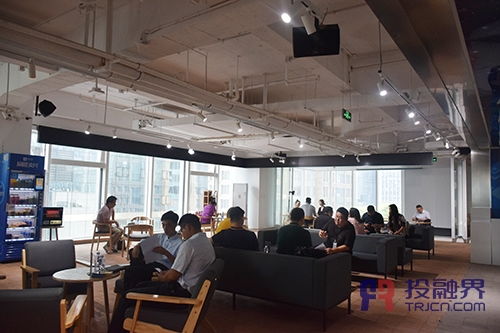 共度七夕 創(chuàng)業(yè)者和投資人的一場“約會”——投融界第348期融資微路演投資咨詢